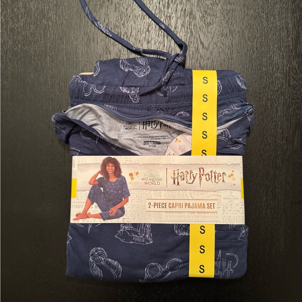 NWT Warner Bros. Harry Potter Women’s Pajama Set - Blue